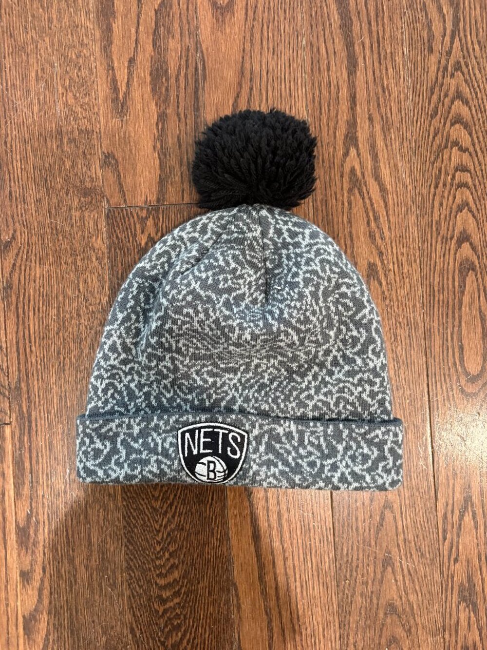 {Mitchell & Ness} Nets Pom-Pom hat, OS